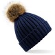 GORRO CON POM POM