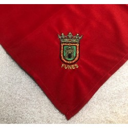 PAÑUELO BORDADO ESCUDO FUNES